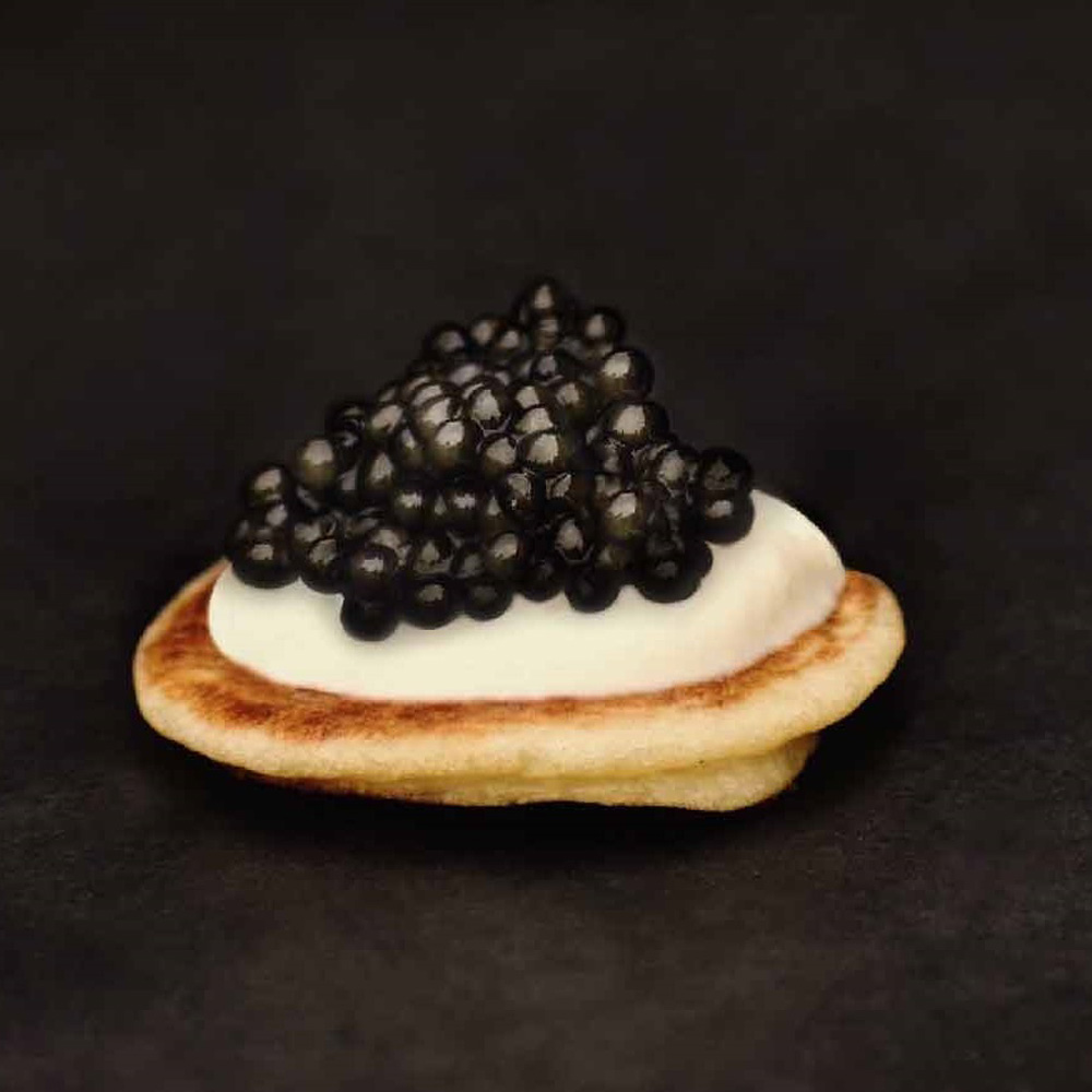 Blinis con Crema y Caviar